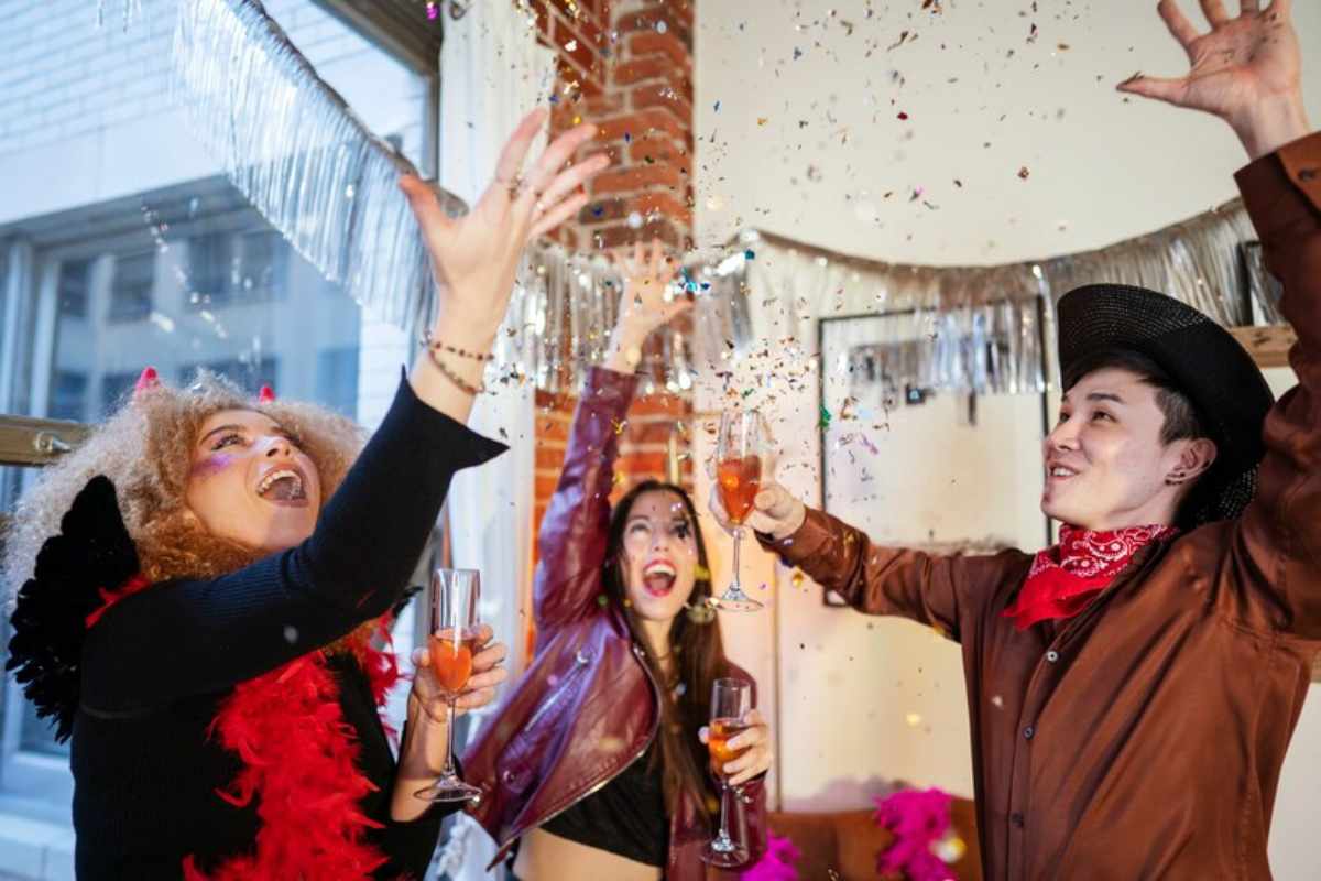 Creative cold event ideas for winter gatherings, featuring unique themes like Winter Wonderland, Cozy Cabin Retreat, Ice Sculpture Gala, and more for a memorable celebration.