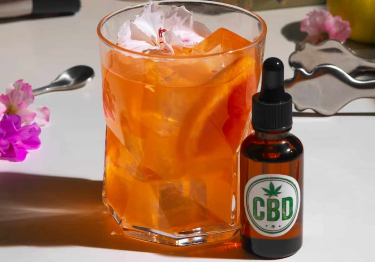 Of course! Here are some optimized alt text examples you can use for images in your article on “How to Make a Liquid Marijuana Drink at Home Easily"